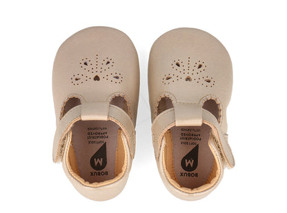 Ss Flutterheart Pre Gold Leather Flat Shoes