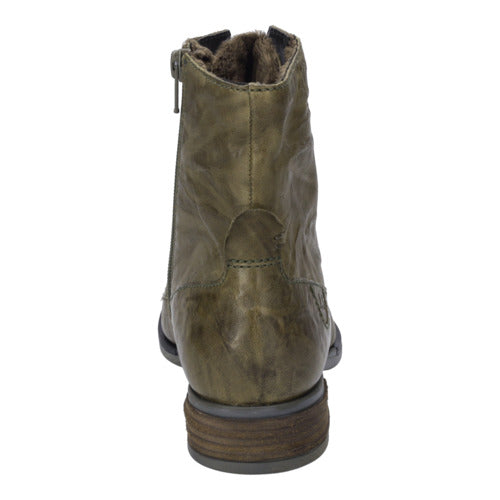Sanja Olive Josef Seibel