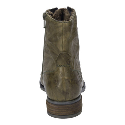 Sanja Olive Josef Seibel