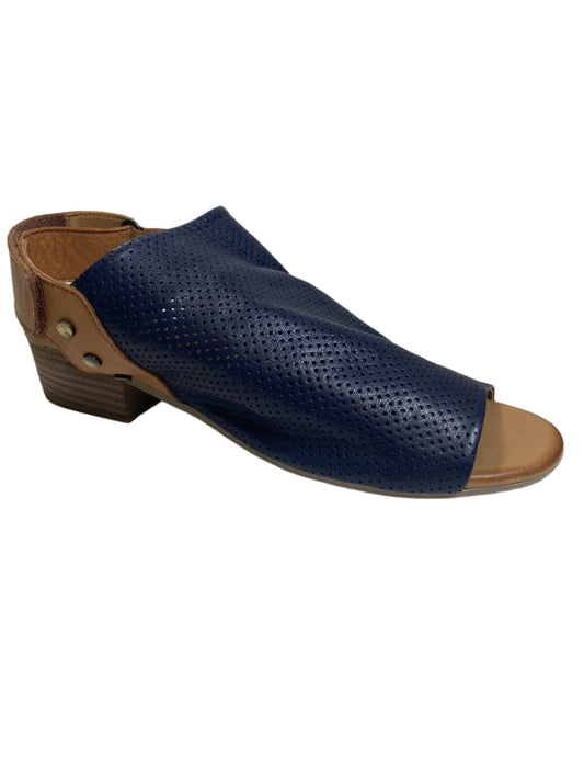 Cabello Yearn Navy